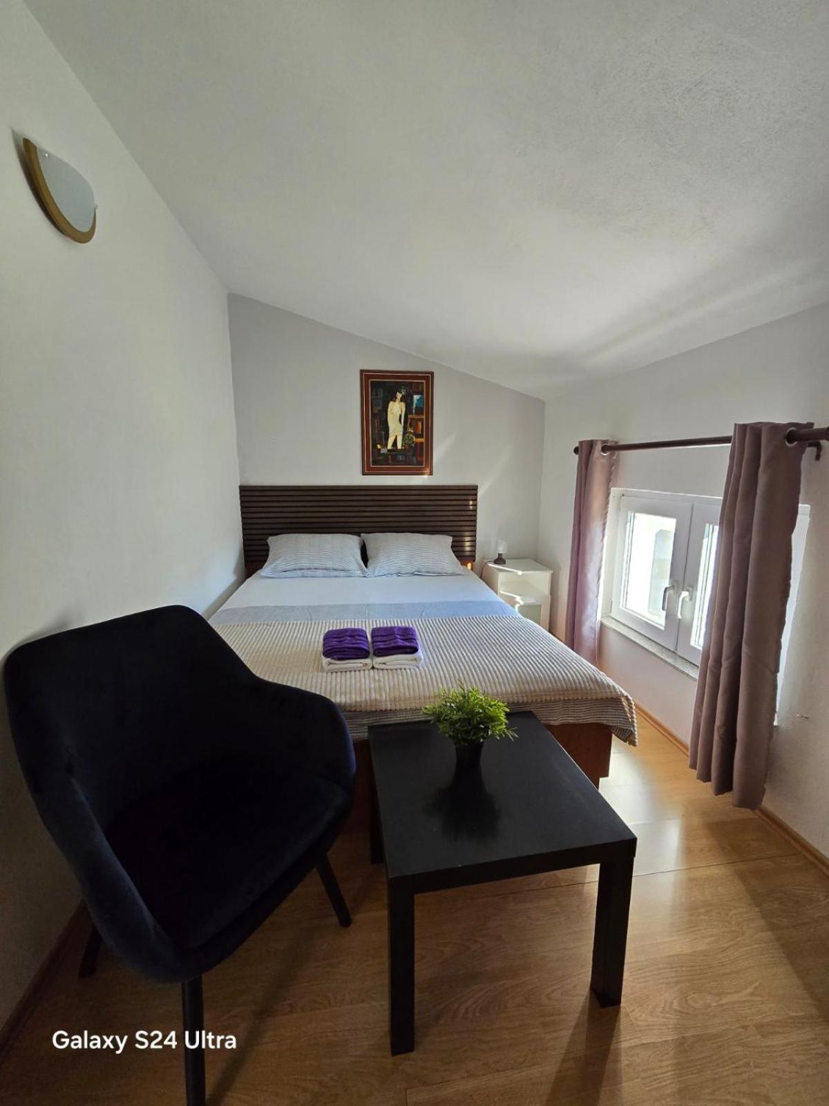 Studio Apartment Pegy Vir Exteriér fotografie